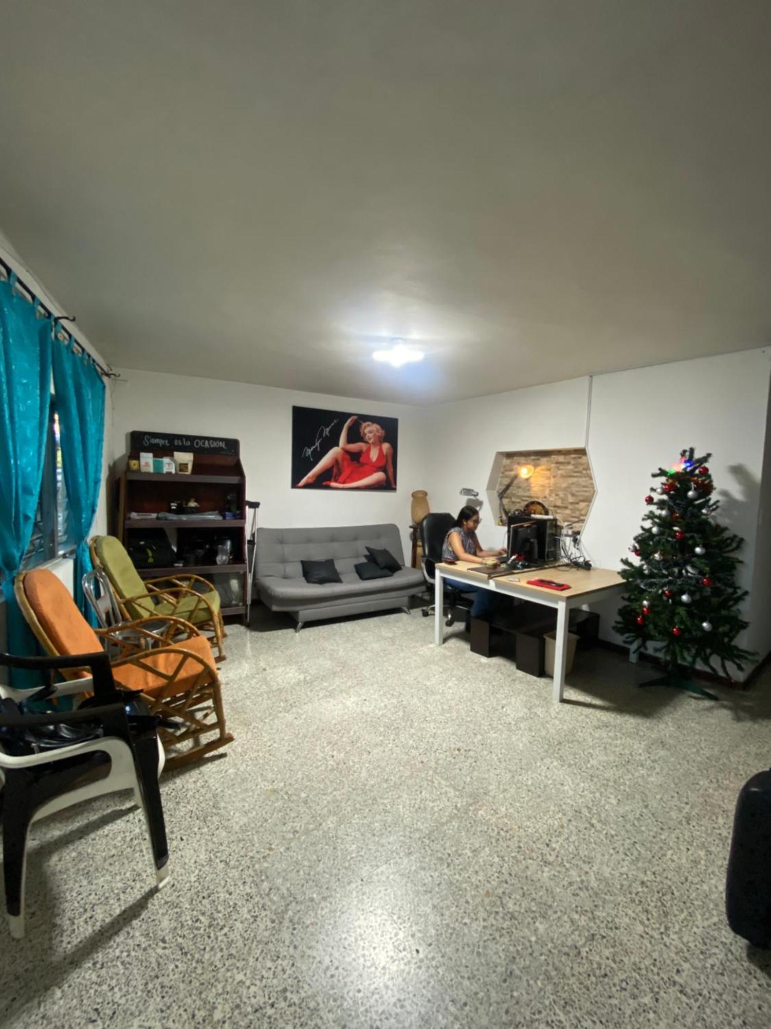 Hostel Kumho Alojamiento Medellin Exterior photo